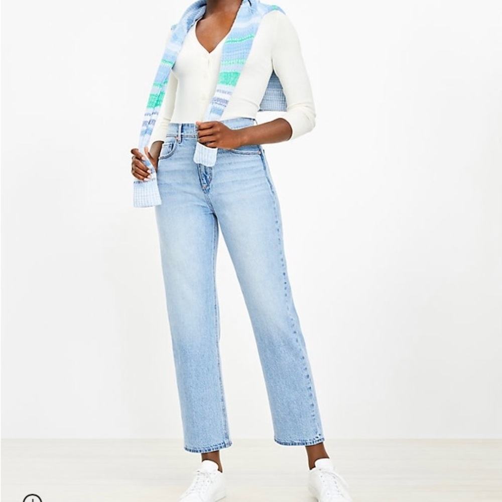 The Loft Jeans in style 90s Straight light indigo, size 27/4 petite